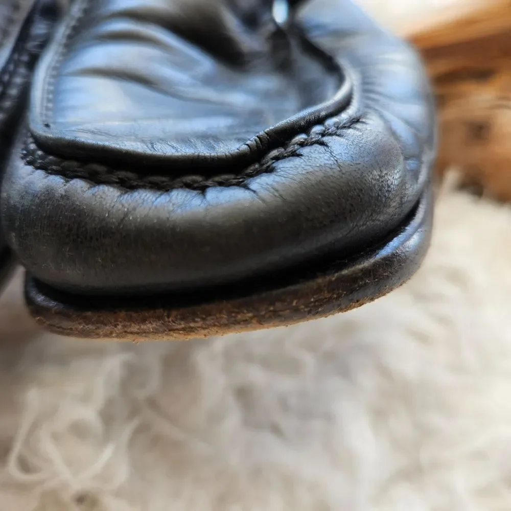 Bally classic black leather heeled loafers